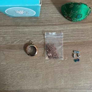 Origami Owl Locket with charm